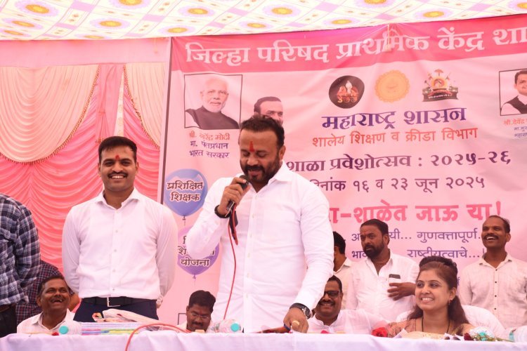 केंद्र व राज्य शासन शालेय शिक्षणासाठी विद्यार्थ्यांच्या पाठीशी 